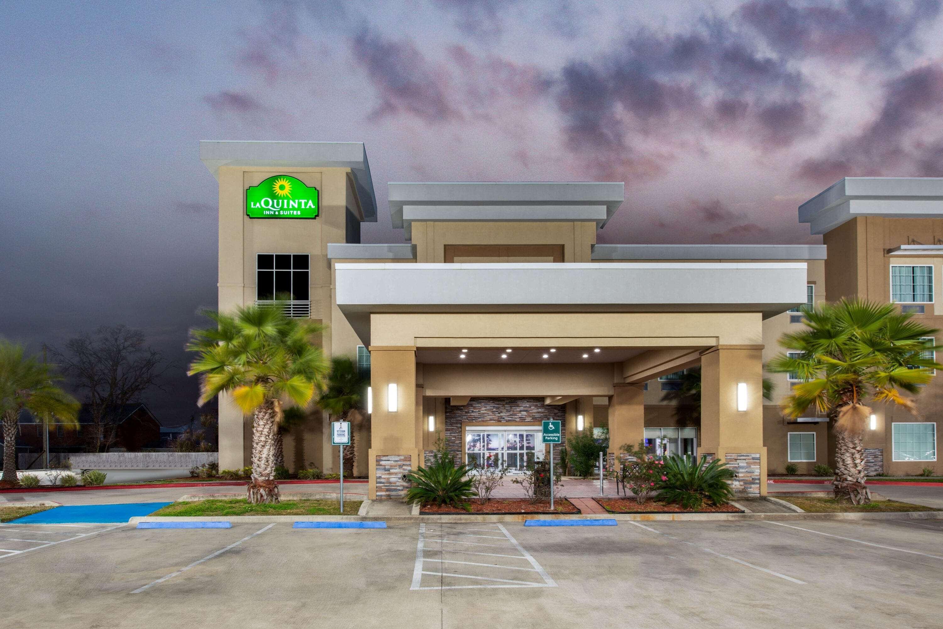 La Quinta By Wyndham Lake Charles - Westlake Bagian luar foto